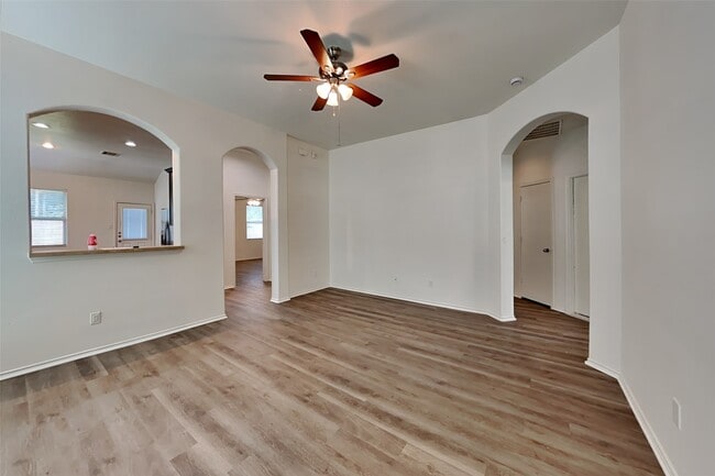 Photo - 10016 Sterling Pl Dr