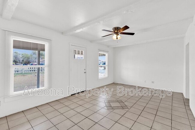 Photo - 119 W 9th Pl