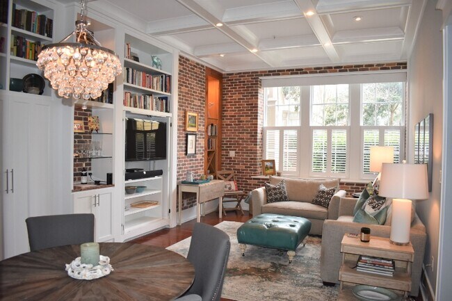 Photo - 67 Legare St Unit 108