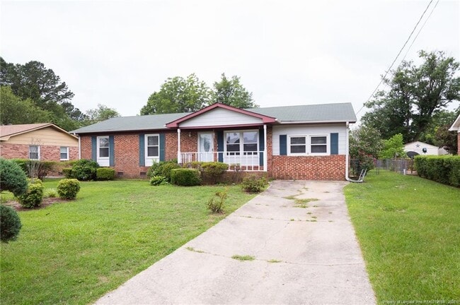 Photo - 304 Longhorn Dr