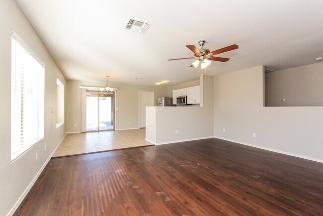 Photo - 16080 W Jackson St