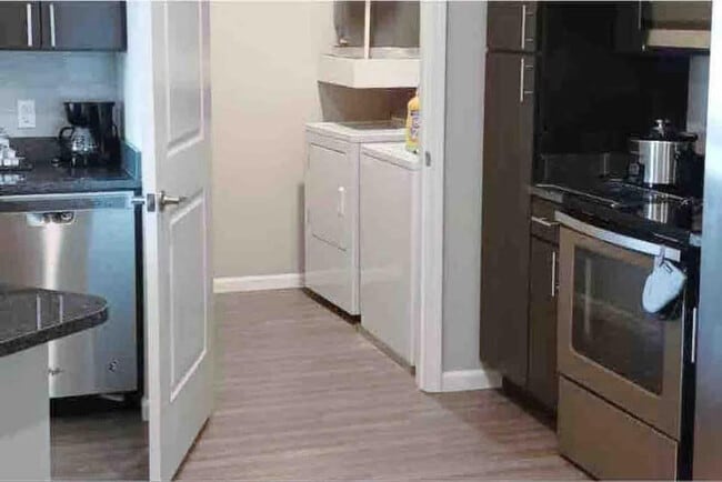 Photo - 12800 Corporate Hill Dr Unit SI ID1490322P