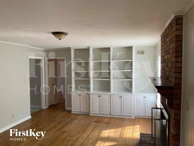 Photo - 5117 Scrivener Dr