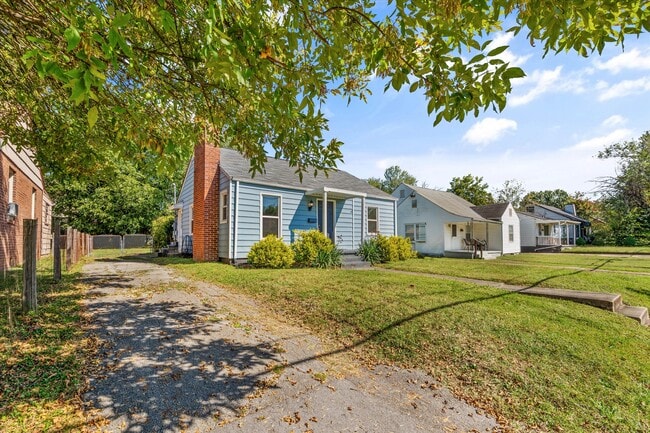 Photo - 3312 Clearview St
