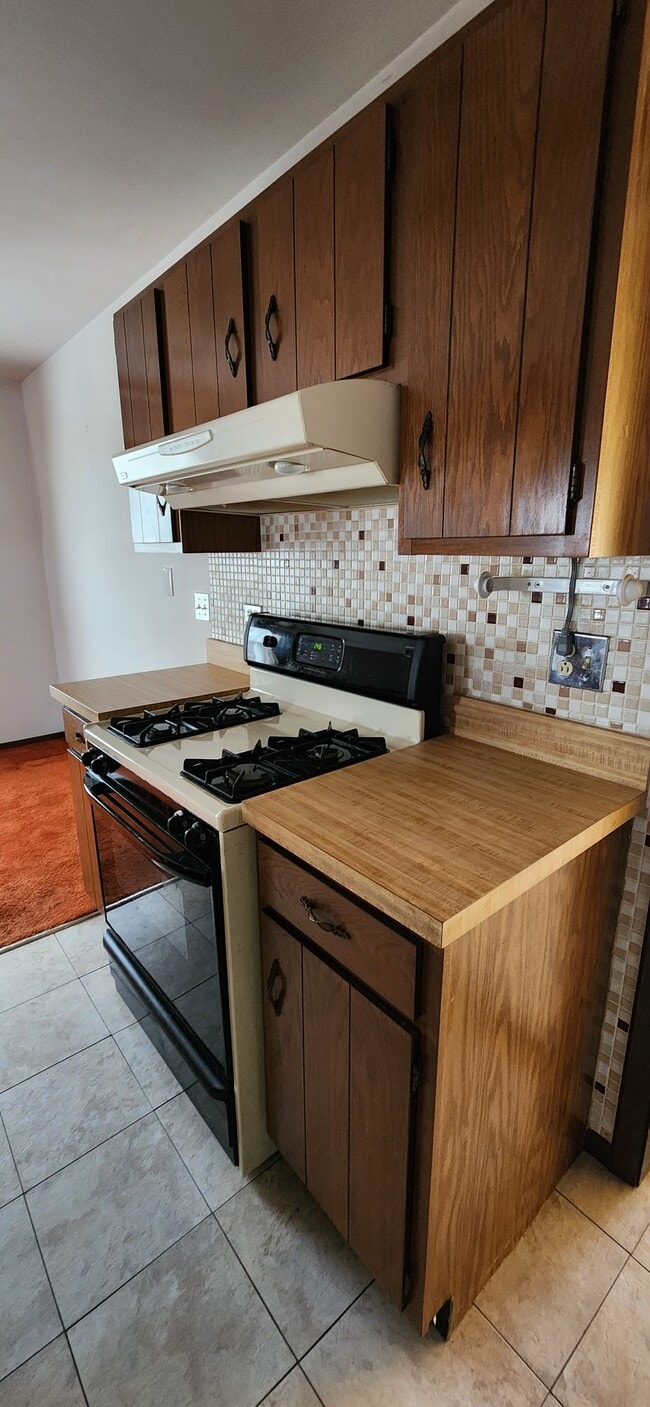 Photo - 322 Russet Way