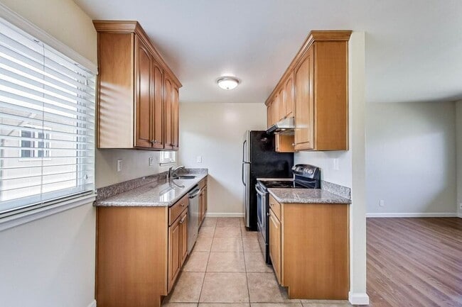 Photo - 1758 S Grant St Unit 03