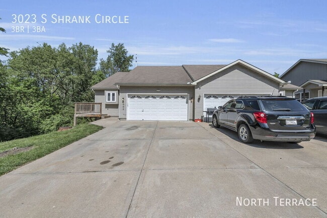 Building Photo - 3023 S Shrank Rd