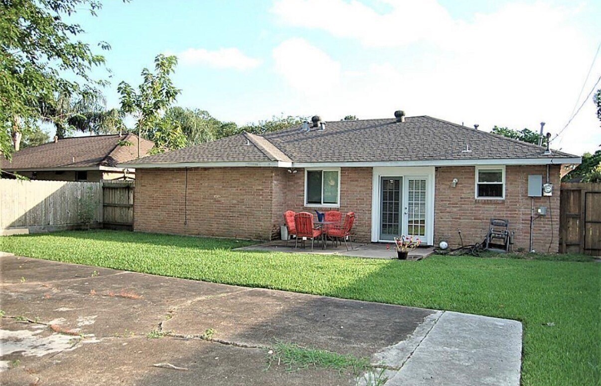 Photo - 509 Avondale Ln
