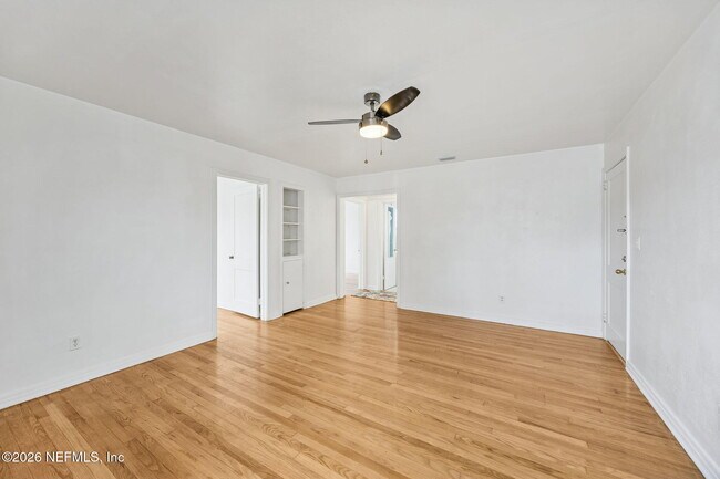 Photo - 1248 McDuff Ave S