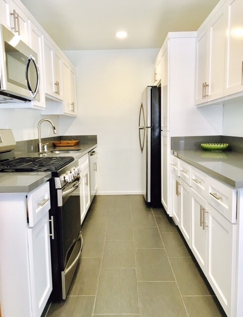 125 Cherry Ave