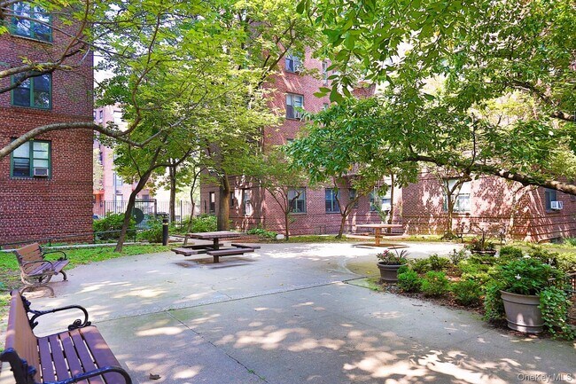 Photo - 34-21 78th St Unit 3F