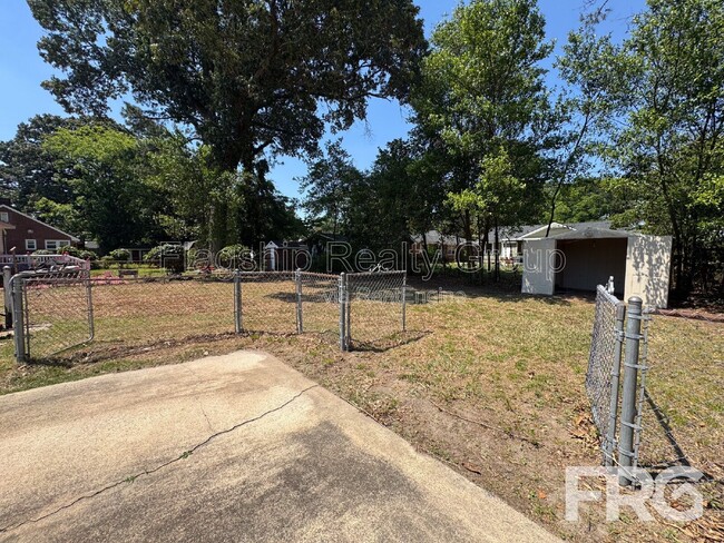 Photo - 1611 Rose St