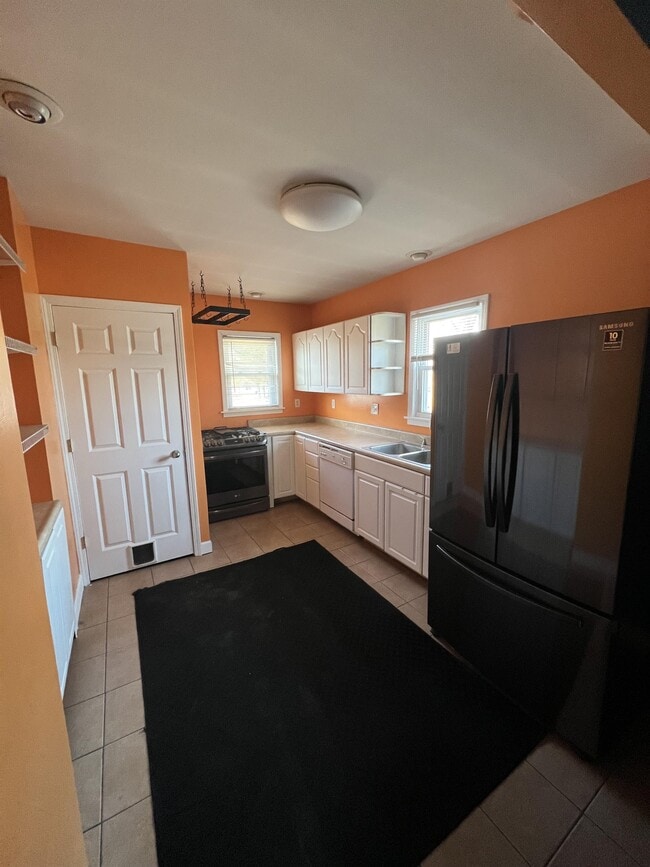 Photo - 403 Butler St