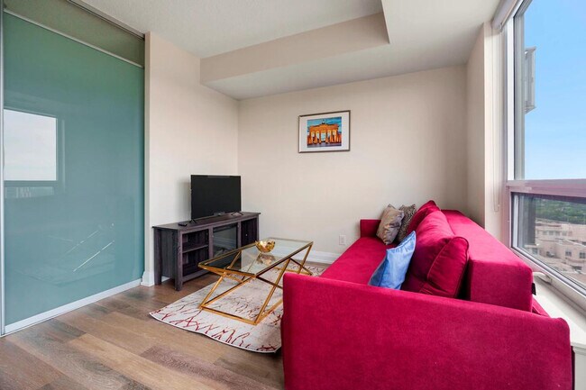 Photo - 2 Anndale Dr Unit SI ID1359746P