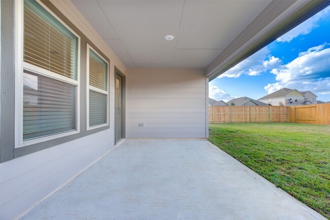 Photo - 3330 Meadknoll Ln