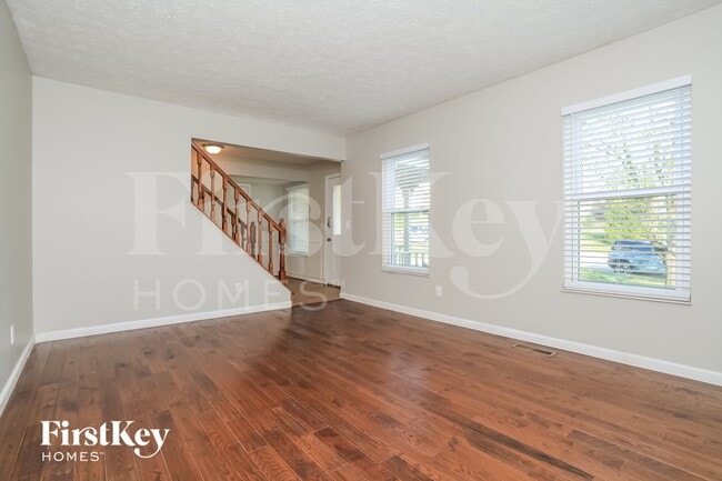 Photo - 3072 Hoock Ct