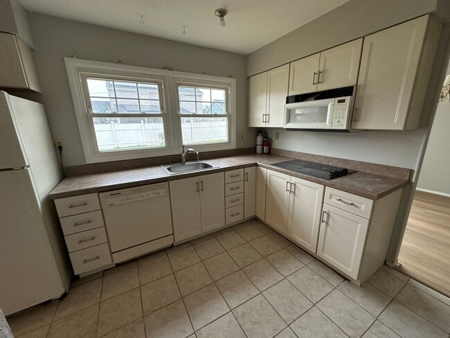 Photo - 3 Bedroom 2 Bathroom