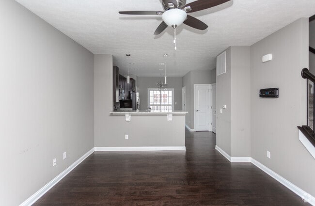 2BR, 2.5BA - 1800 SF