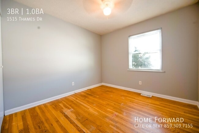 Photo - 1515 Thames Dr