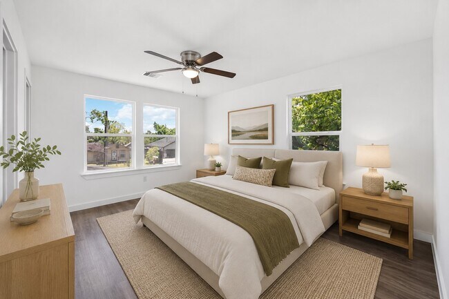 Photo - 1056 North Ln