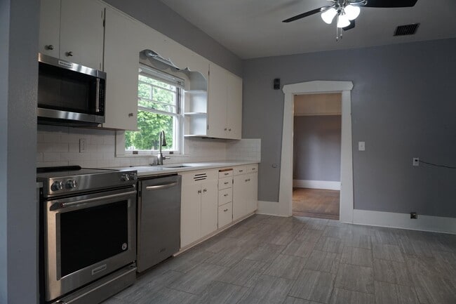 3312 SE 23rd Ave
