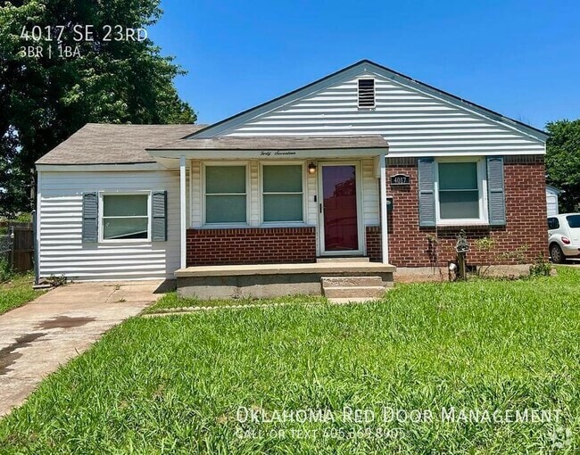 Building Photo - 4017 SE 23rd St Rental