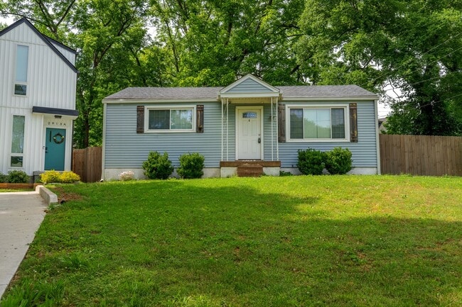 **NOW AVAILABLE!!**  Quaint Cul-de-sac Home Now Available in Riverside Village, East Nashville!