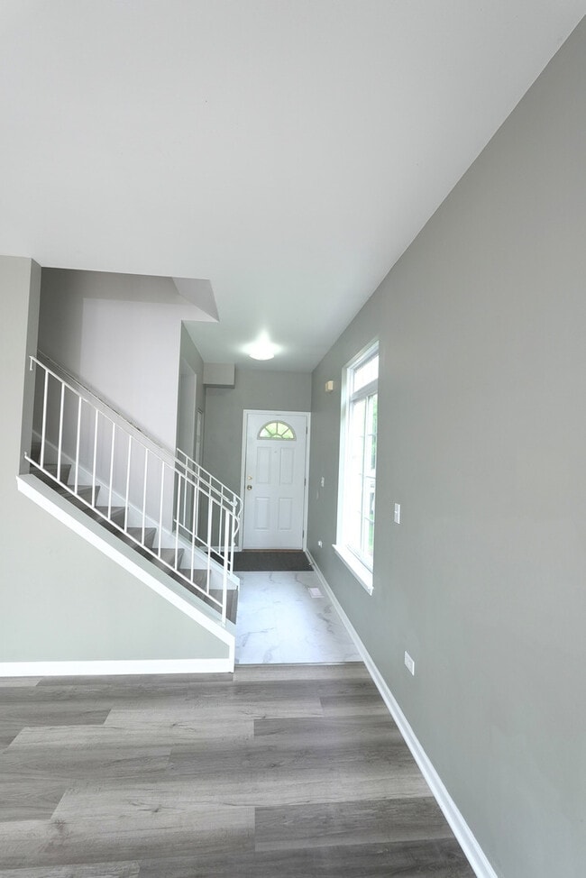 Photo - 1704 Windward Ave