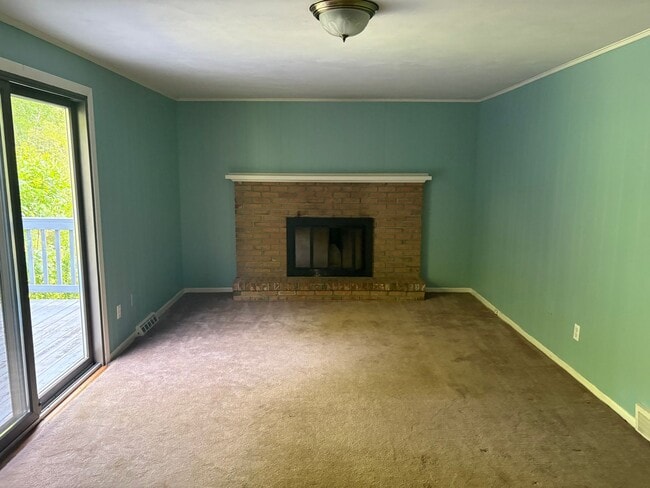Photo - 5250 Longridge Rd