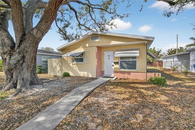 Photo - 685 71st Ave N