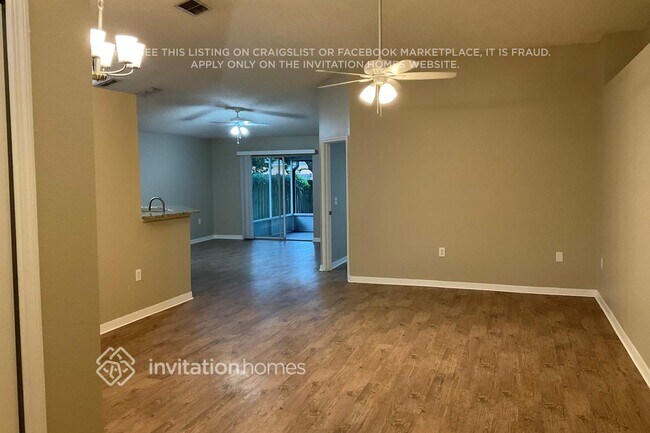 Photo - 62 Reeding Ridge Dr W