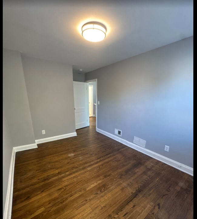 Photo - 3 BEDROOM HOME RENOVATED!