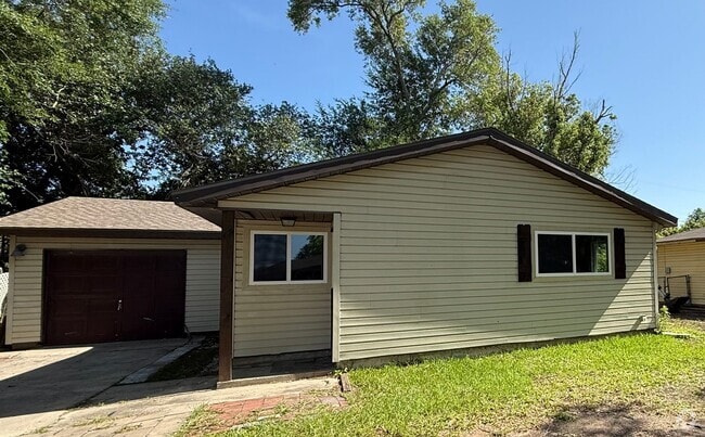 Building Photo - 3 Bedroom home for RENT in Orange