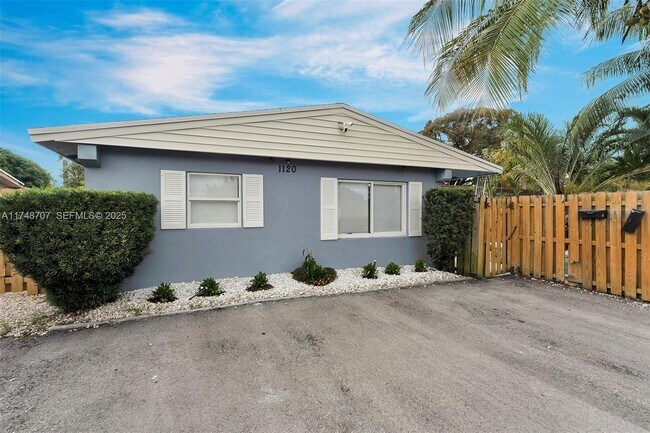 Photo - 1120 SW 30th St Unit A