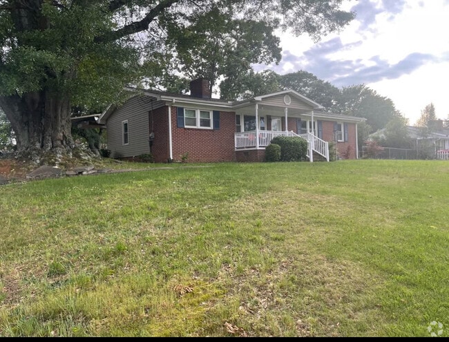 Building Photo - 6 Brushy Creek Rd Rental