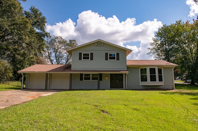 Building Photo - 119 Remington Wy