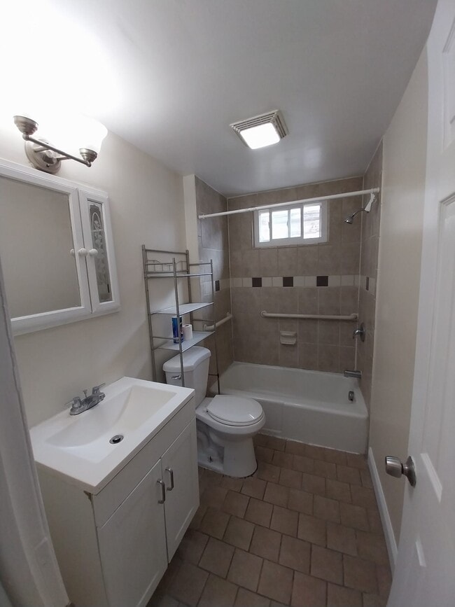 Photo - 244 E Hanover St Unit 2 bedrooms apartment