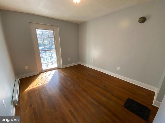 Photo - 400 E Washington St Unit 2
