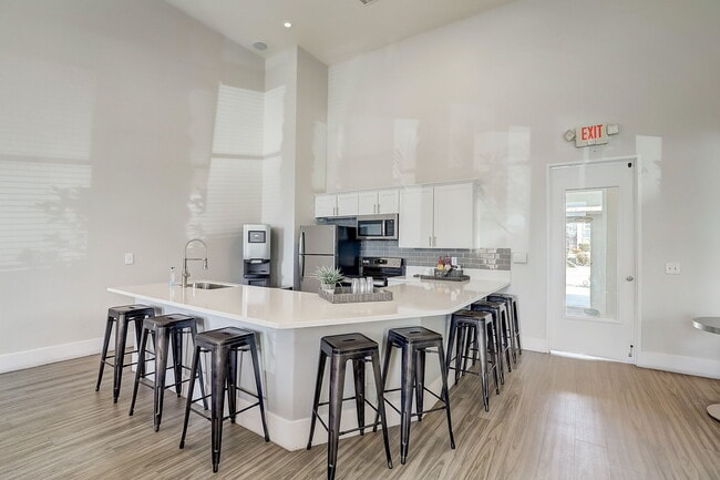 Photo - Portola on Russell