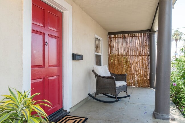 Photo - 1809 W 37th Pl