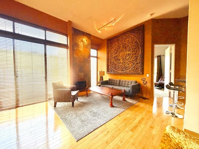 Building Photo - 5151 Balboa Blvd