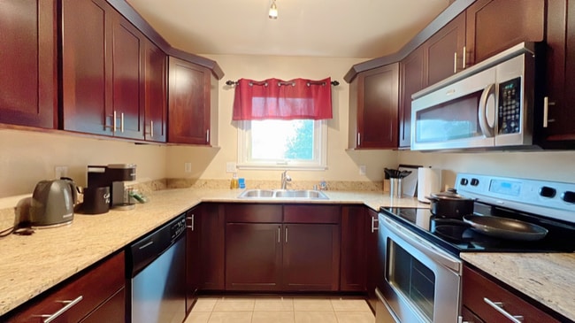 Photo - 217 W 14th Ave