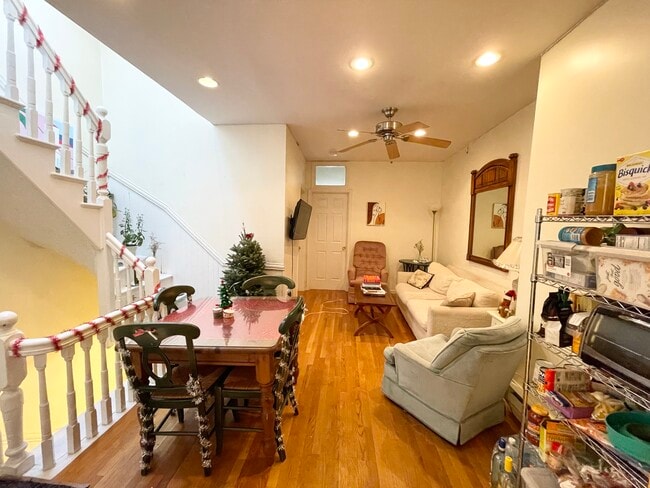 Building Photo - 588 Columbus Ave Unit 2