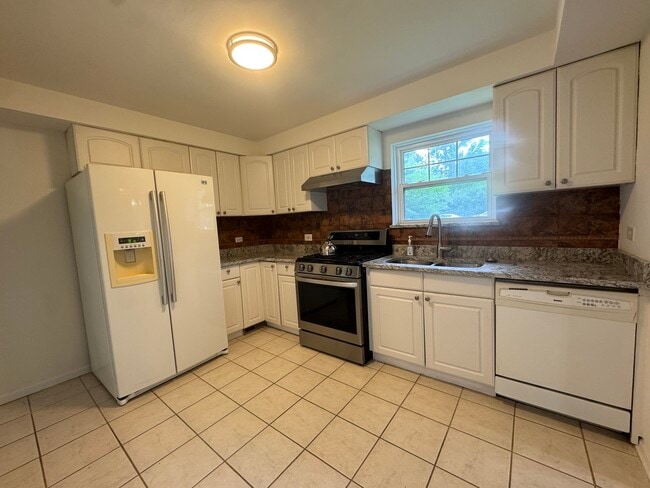 Photo - 1727 Dundee Rd