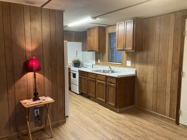 Building Photo - 179 Quarry Ln