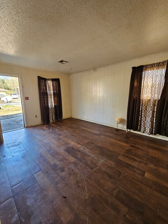 Photo - 4129 Piedmont Dr