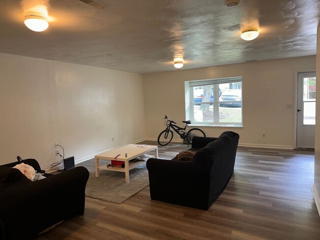Photo - Townhouse in the popular Pheasant Run comm...