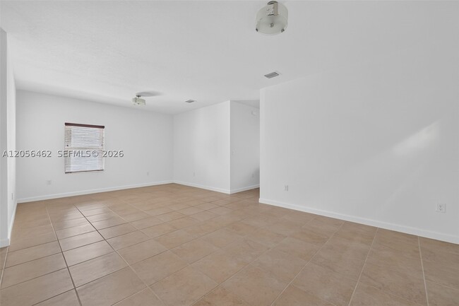 236 SE 32nd Ave