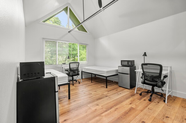 Photo - 2425 Prospect