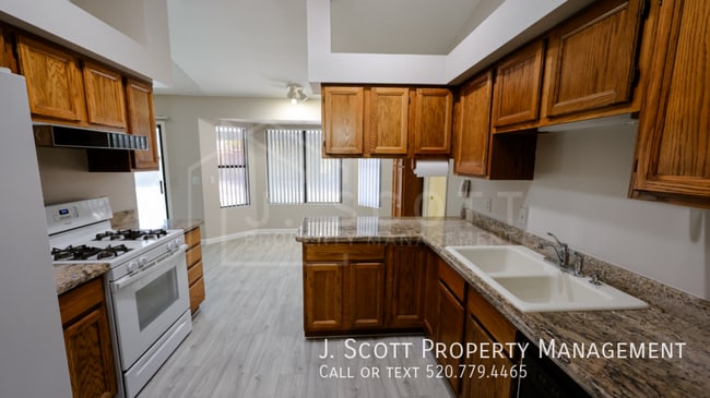 Photo - 8957 W Rose Ln